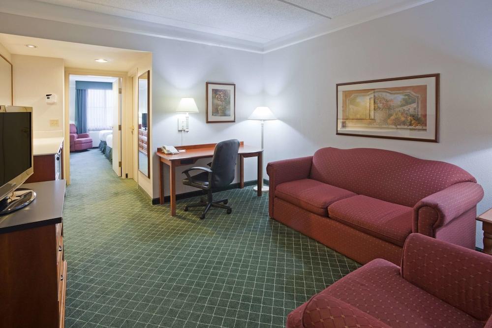 La Quinta By Wyndham Madison American Center Exterior foto